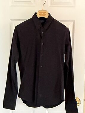 Zara Men's Black Long-Sleeve Button-Up Shirt slim fit